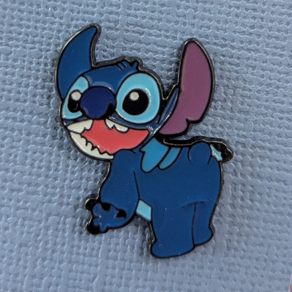 💙 Disney's Lilo And Stitch - Enamal Pin